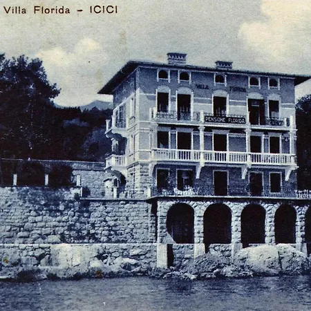 Florida Apartment